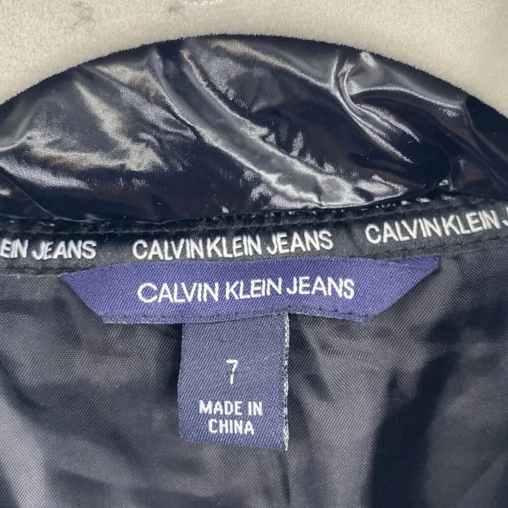 Calvin Klein Kids Youth Size 7 Black Shiny Puffer Vest